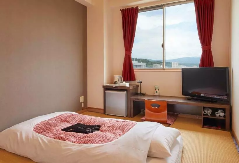 Habitació Triple Estàndard, Hatago Hashimoto