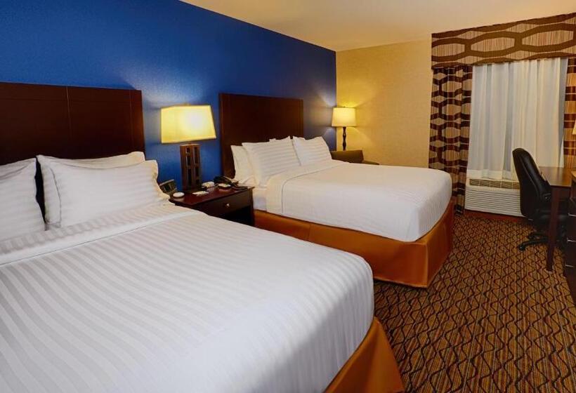 适合残疾人使用的标准间, Holiday Inn Express Bordentown   Trenton South, An Ihg