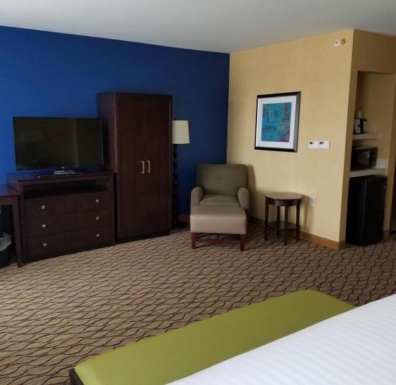 高级大房间, Holiday Inn Express Bordentown   Trenton South, An Ihg
