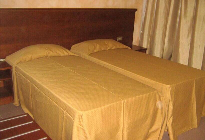 标准间, Hostiliae Ciminiera