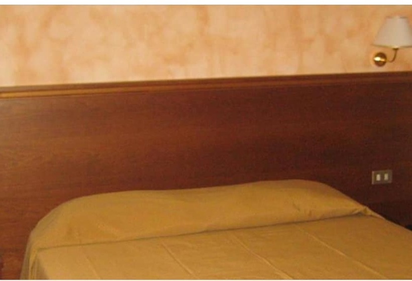 标准间, Hostiliae Ciminiera