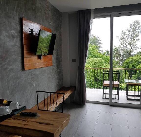 Студио Стандарт с Балконом, In Touch Resort