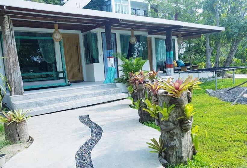 Бунгало Стандарт 2 Спальни, In Touch Resort