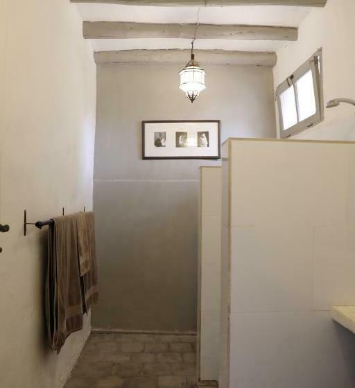 سوییت خانوادگی, Le Petit Hôtel Du Flouka