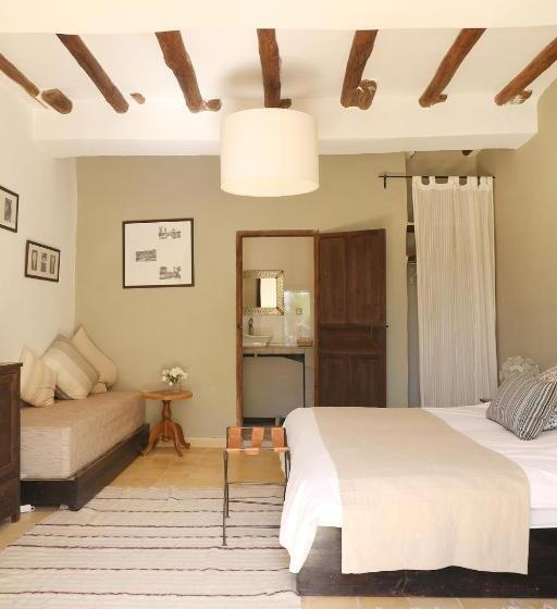 اتاق سوپریور, Le Petit Hôtel Du Flouka