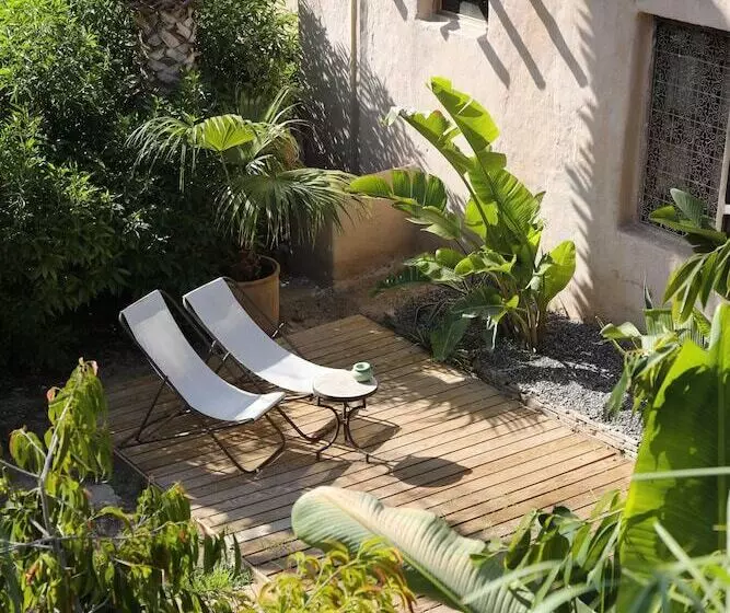 اتاق سوپریور, Le Petit Hôtel Du Flouka