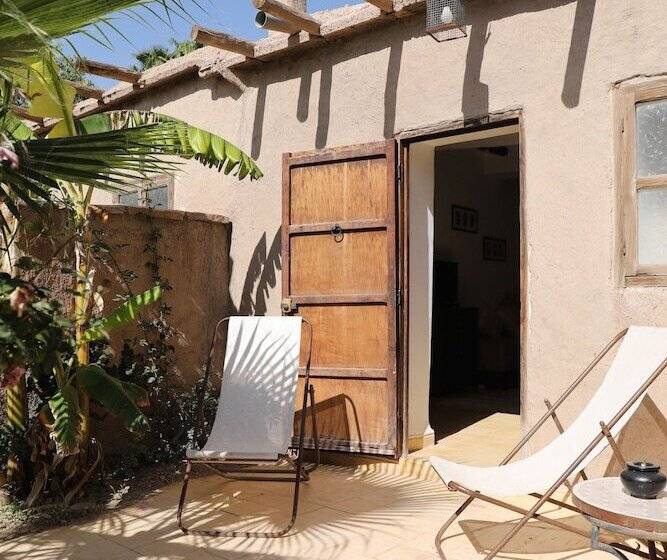 اتاق سوپریور, Le Petit Hôtel Du Flouka