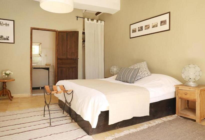 اتاق سوپریور, Le Petit Hôtel Du Flouka