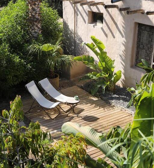 اتاق سوپریور, Le Petit Hôtel Du Flouka