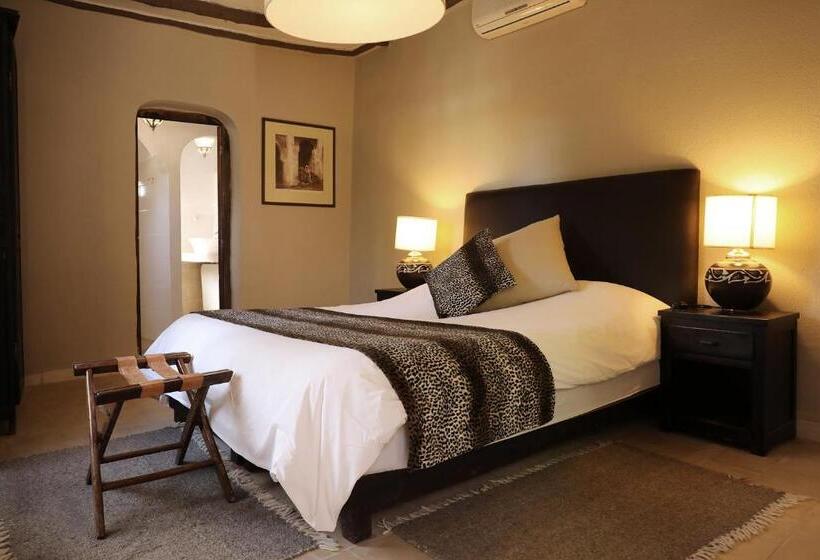 اتاق سوپریور, Le Petit Hôtel Du Flouka