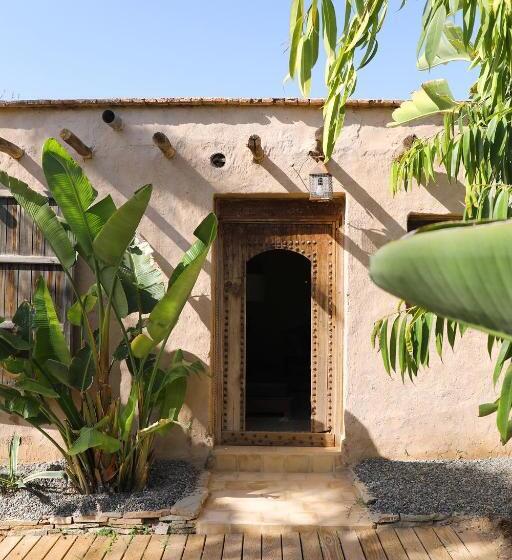 اتاق سوپریور, Le Petit Hôtel Du Flouka