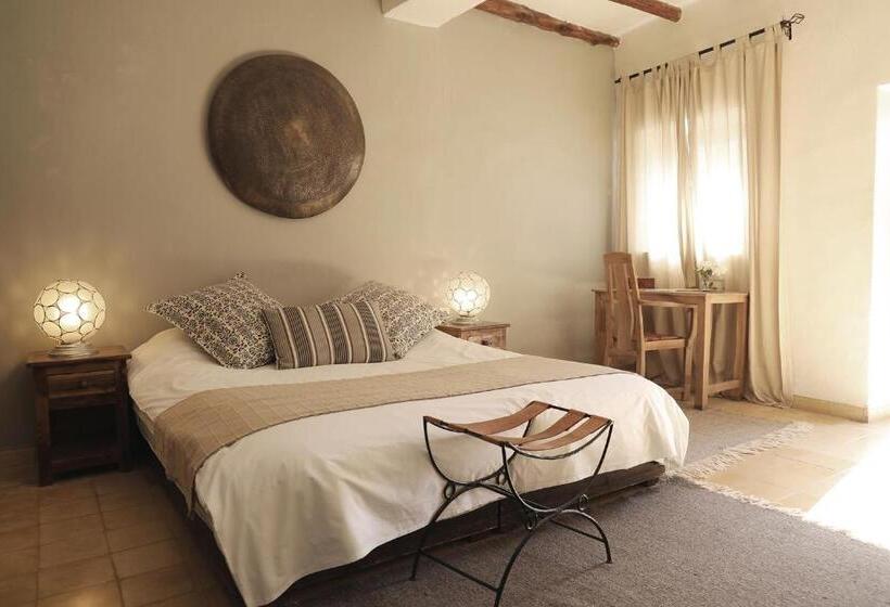 اتاق سوپریور, Le Petit Hôtel Du Flouka