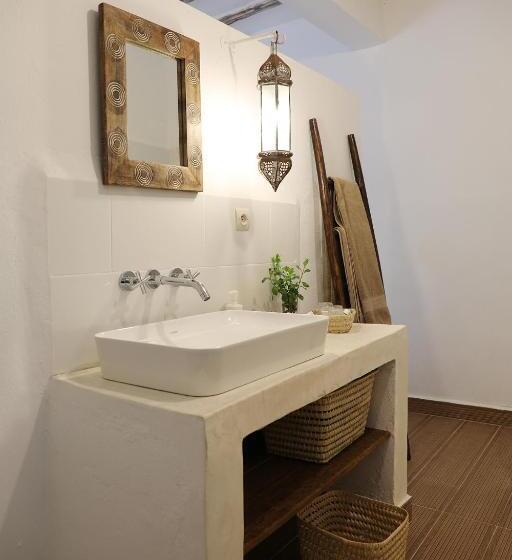 اتاق سوپریور, Le Petit Hôtel Du Flouka