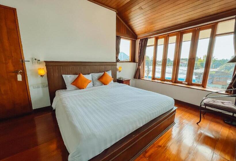 带大床的高级房间, Pai Cherkaew Boutique House