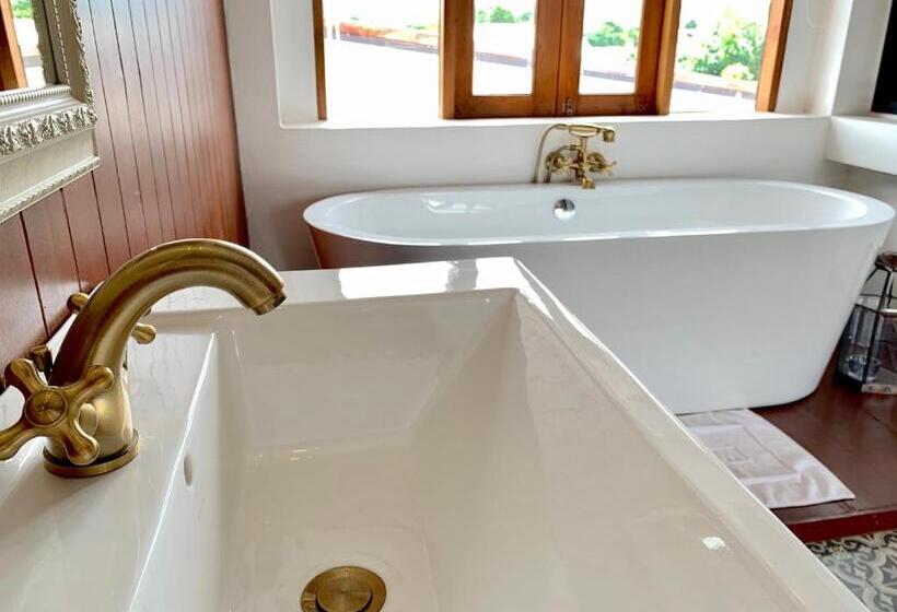 带阳台套房, Pai Cherkaew Boutique House