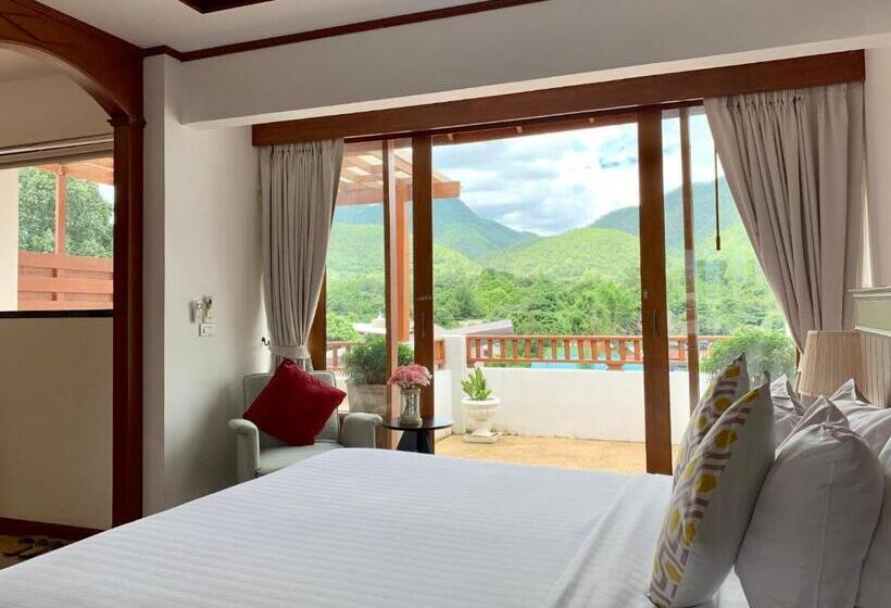 Люкс с Балконом, Pai Cherkaew Boutique House