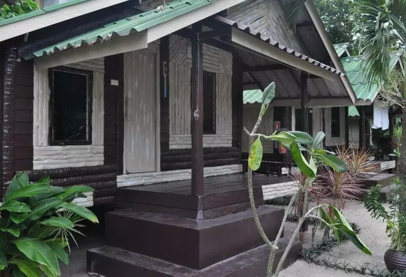 スタンダードバンガロー, Phangan Beach Resort
