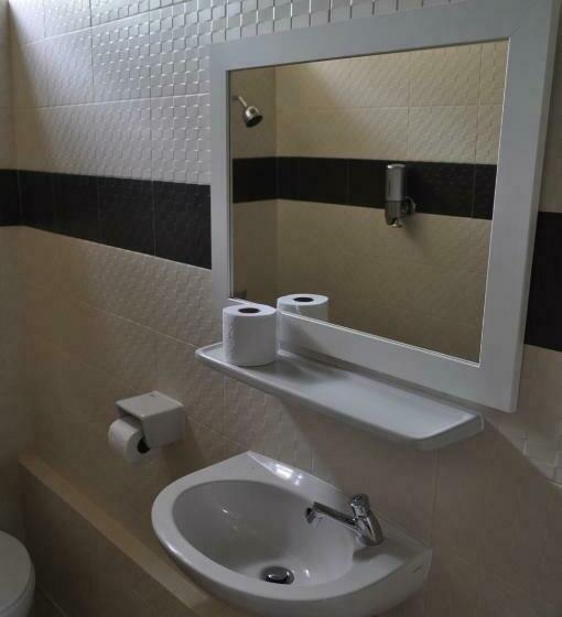 スタンダードバンガロー, Phangan Beach Resort