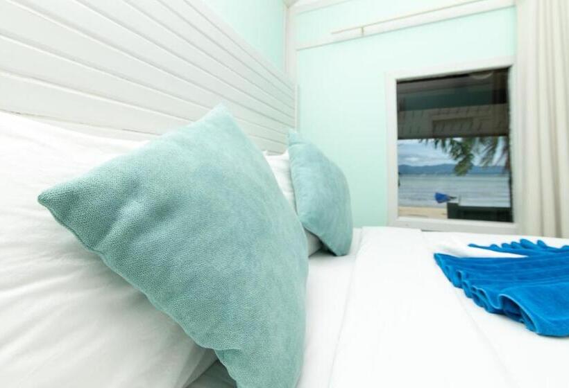 スタンダードバンガロー, Phangan Beach Resort