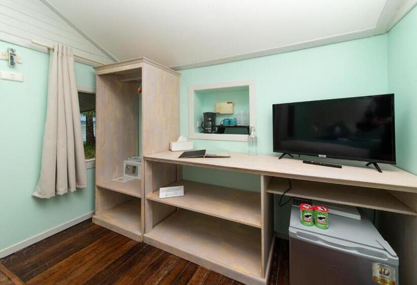 スタンダードバンガロー, Phangan Beach Resort