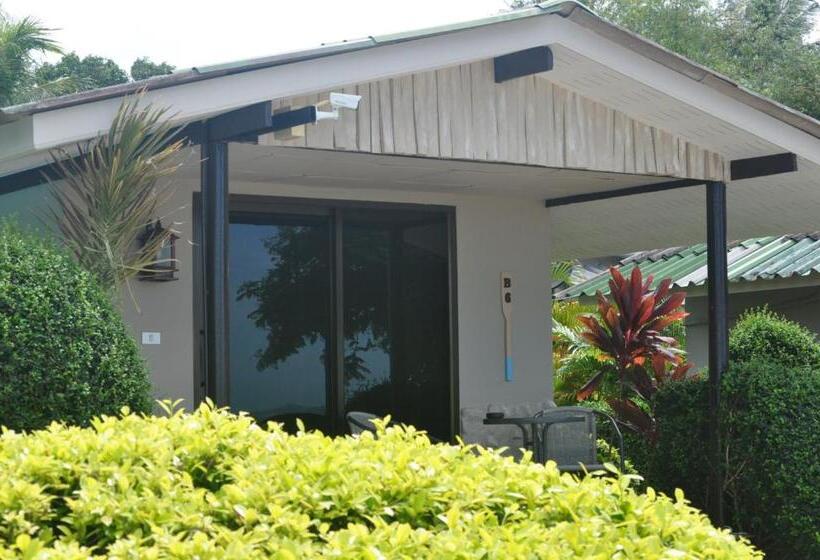 オーシャンビュースタンダードルーム, Phangan Beach Resort