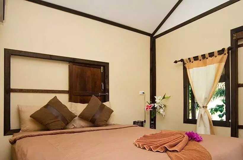 オーシャンビュースタンダードルーム, Phangan Beach Resort