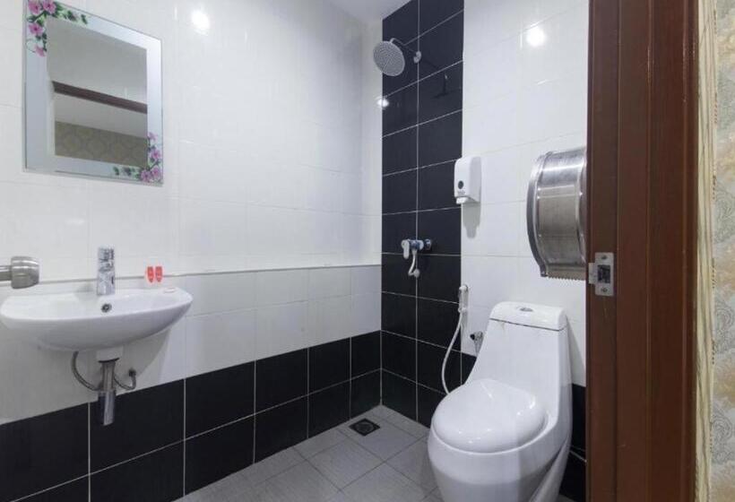 جناح عائلي, Pinji