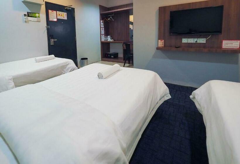 豪华三人间, S Boutique