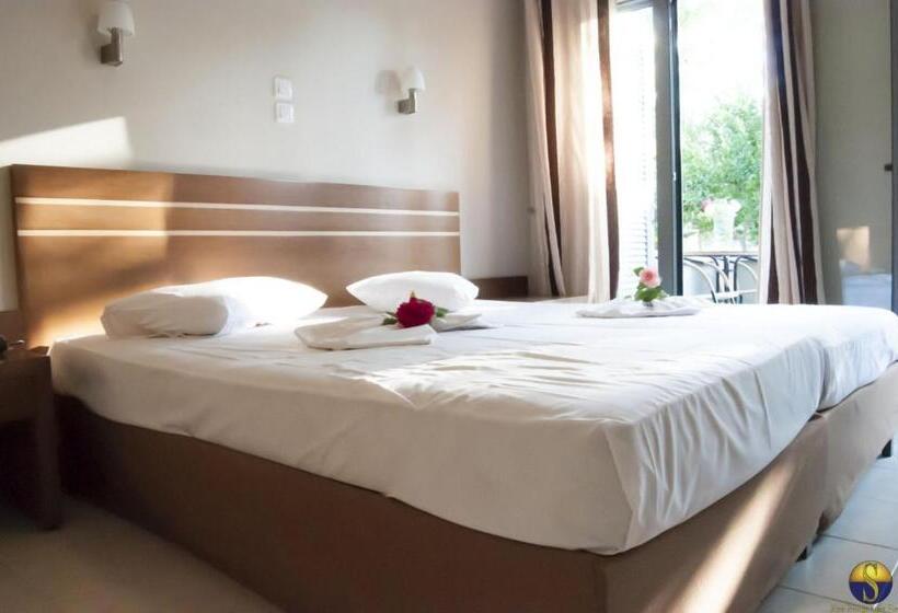 غرفة قياسية, Sias Resort