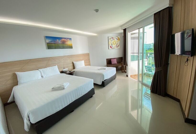 Pokój Deluxe Trzyosobowy, Vareena Palace