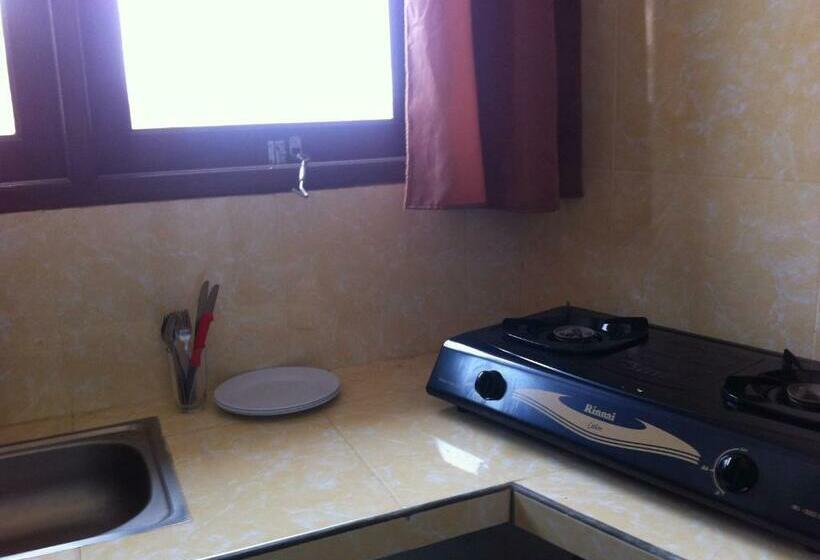 غرفة قياسية مطلّة علي البحر مزوَّدة بشُرفة, Amed Sari Beach Guesthouse