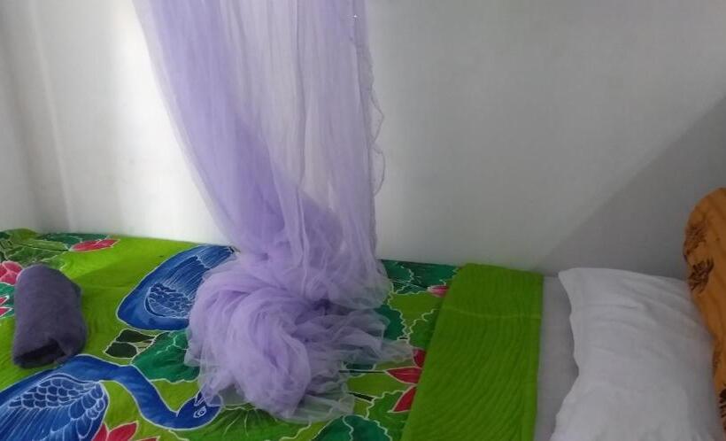 سرير فى غرفة مشتركه, Amed Sari Beach Guesthouse