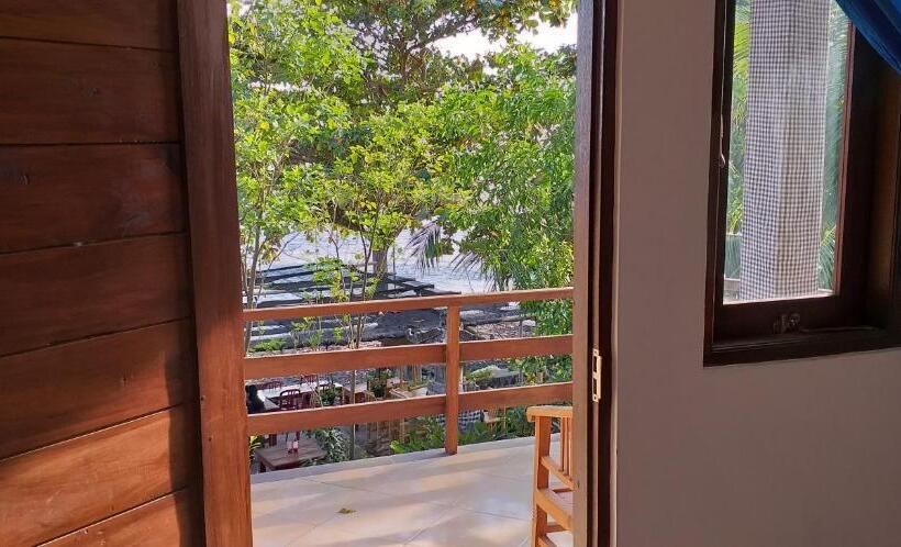 غرفة ديلوكس مطلّة علي البحر, Amed Sari Beach Guesthouse