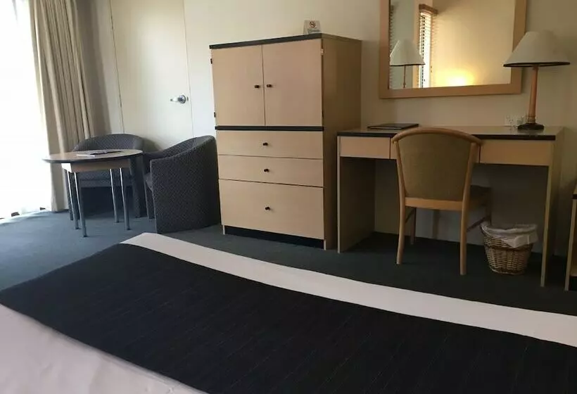 バスタブ付きデラックスルーム, St Marys Park View Motel