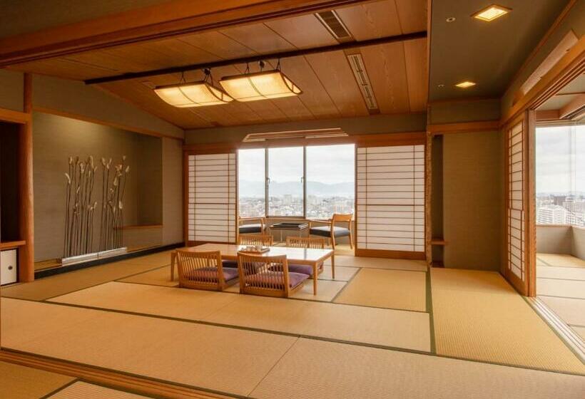Люкс, Hilltop Resort Fukuoka