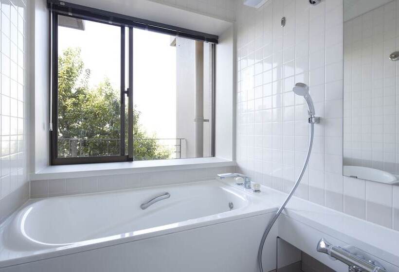 Люкс, Hilltop Resort Fukuoka