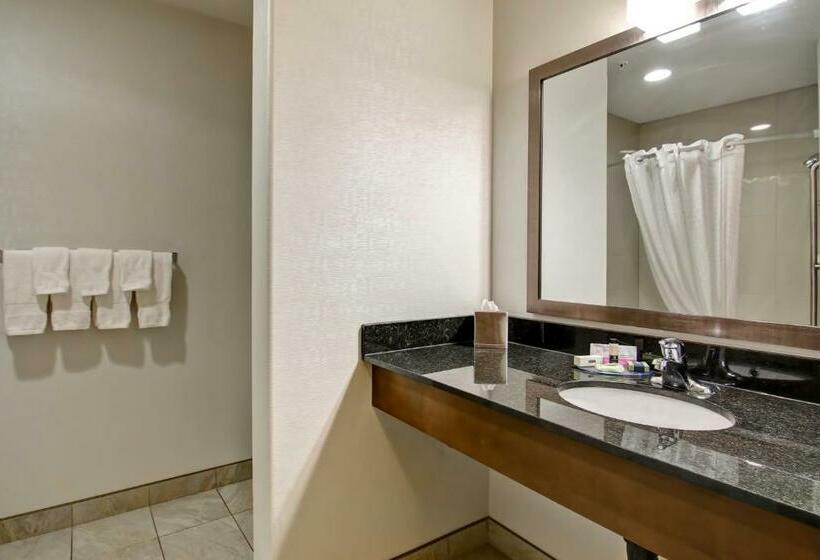 جناح سرير كينج, Canalta Martensville