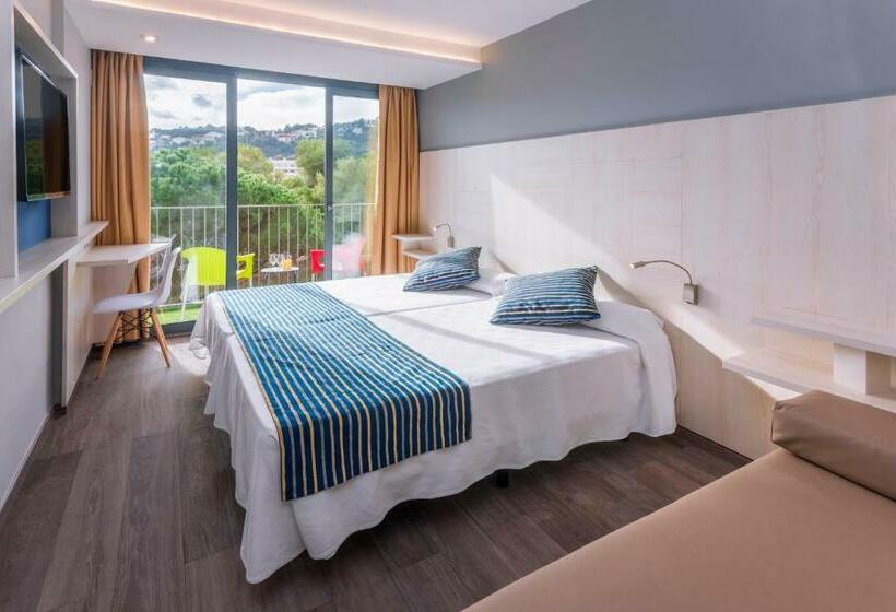 Номер Стандарт Вид на Бассейн, Ght Sa Riera