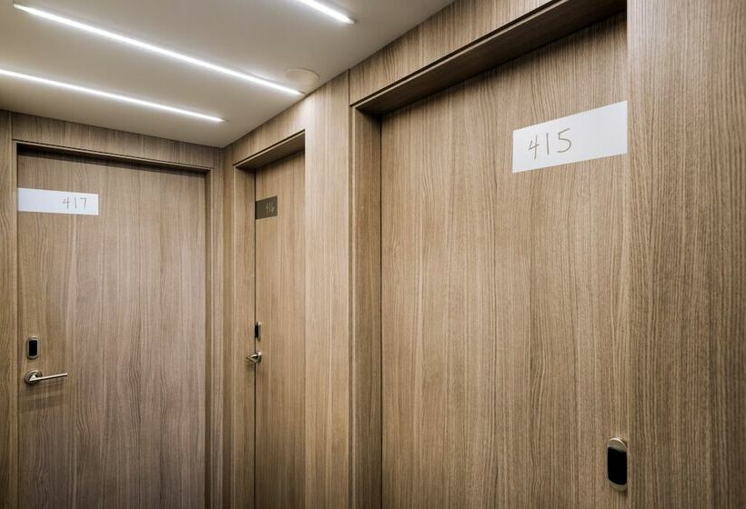 Трехместный Номер Стандарт Вид на Бассейн, Ght Sa Riera