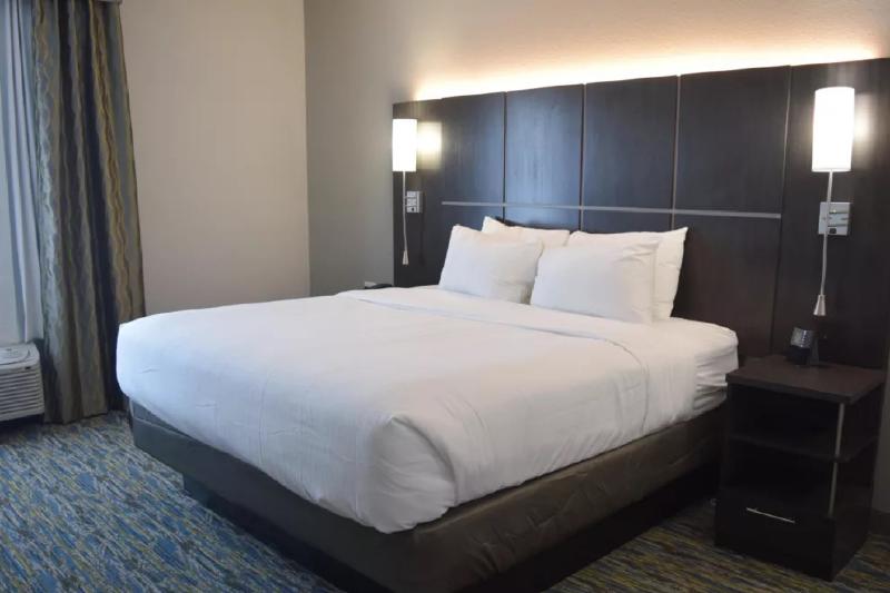 غرفة ديلوكس, Greenlast