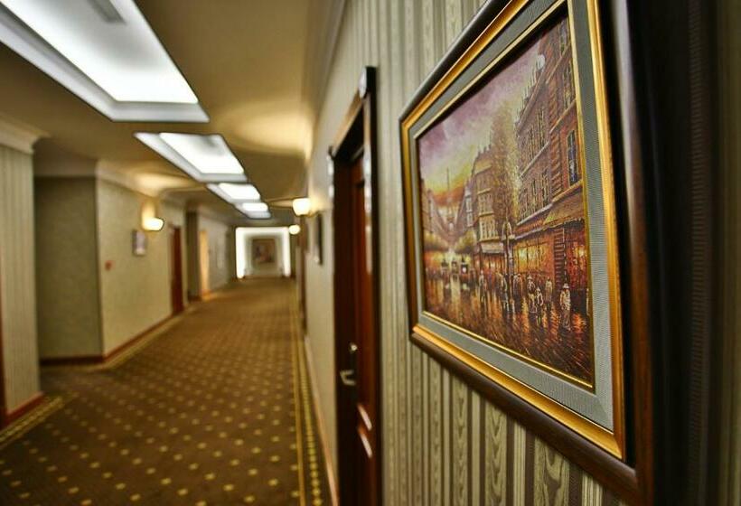 Номер Стандарт, Select