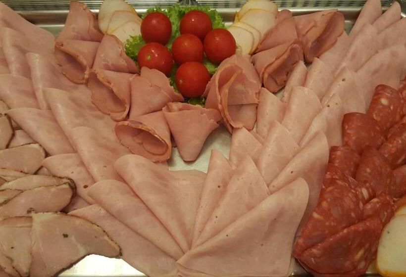 Номер Стандарт Трехместный, Select