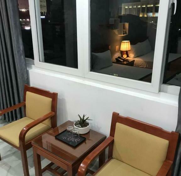 Camera Standard, Sunny A