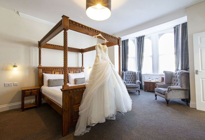 سوییت, The Grosvenor Plymouth