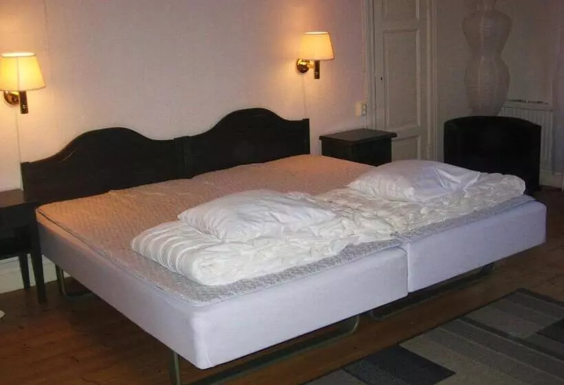 Economy Quadruple Room, Lugnet Malung Hotell