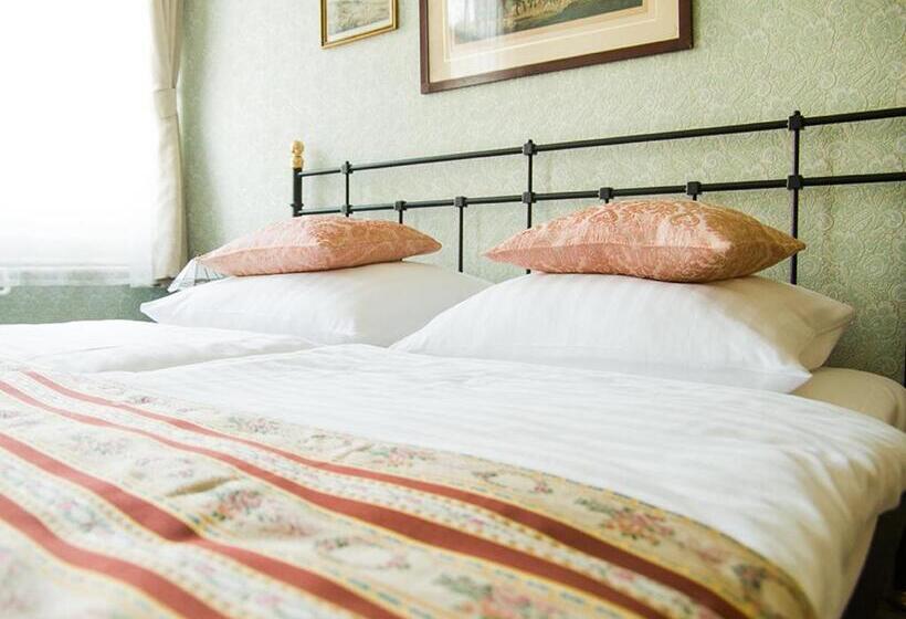 高级大房间, Victoria