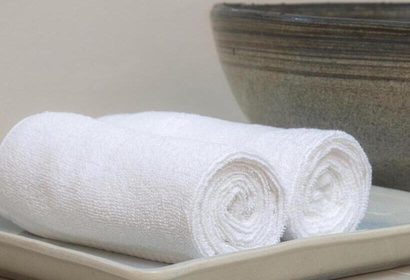 高级大房间, Victoria