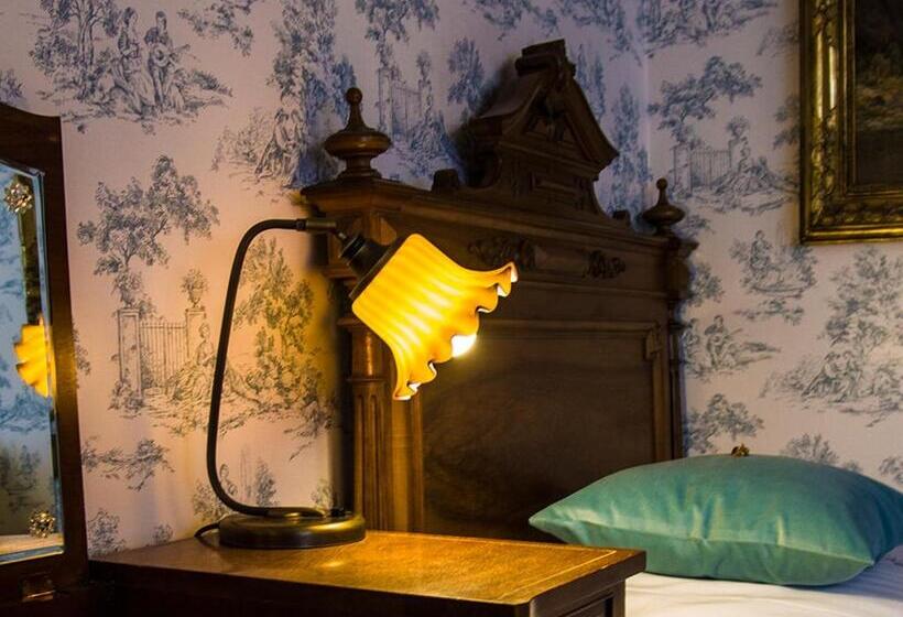 高级大房间, Victoria