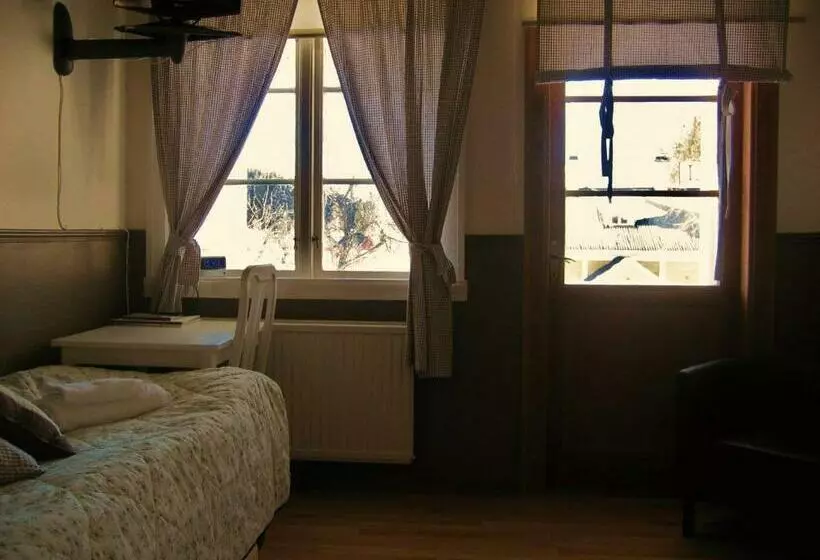 Standard Yhden Hengen Huone, Lugnet Malung Hotell