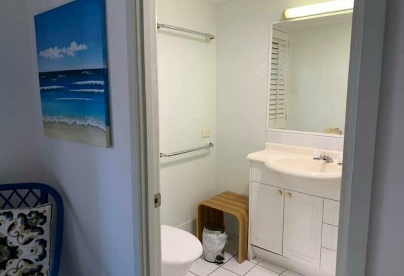 شقة غرفتين, Pacific Place Apartments